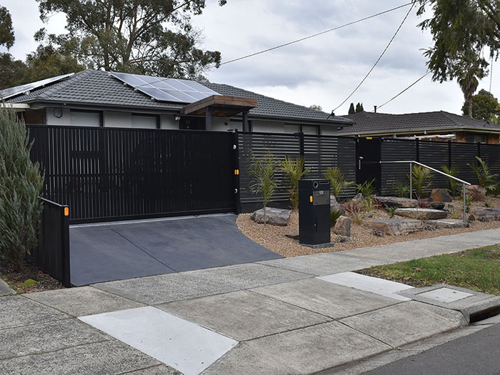 Pool and Spa Fencing Victoria 

&lsquo;Enjoying the Yarra Valley&rsquo; .

from Belgrave to YELLINGBO to Healesville.

Professional Fencing Solutions.
Style,
Sophisticated,
Simple,
Smart!
Secure!
Superior Fencing Solutions for Melbourne Homes.

#glassprotection
#carlinscoatings
#enduroshield
#glassfencing
#aluminiumfencing
#framelessglass
#slatfencing
#pools
#spas
#pooldesign
#poolandspafencing
#allclassfencingsolutions
#poolfencingprofessionals
#poolside
#MPBAA
#sliding-gates
#automation
#colorbondfencing
#front-fencing
#stainlesssteel 
#crlaurenceaustralia 
#spasaaustralia
#yarravalley